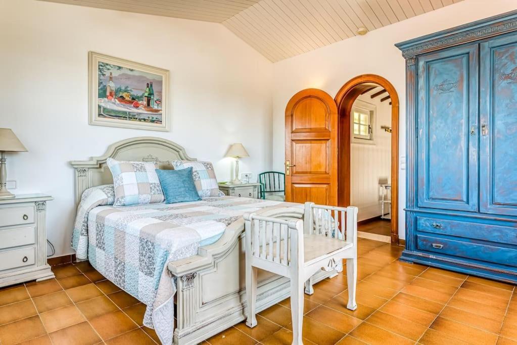 La Calma Espectacular Villa Con Jardin Y Piscina En Menorca ซัลการ์ ภายนอก รูปภาพ